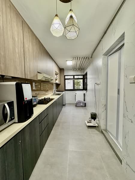 201C Compassvale Drive, 201C Compassvale Drive, 3 Bedrooms, 969 sqft, HDB Flat For Sale, by MOHD FARID, 500111917 - Kitchen - PropertyGuru.com.sg