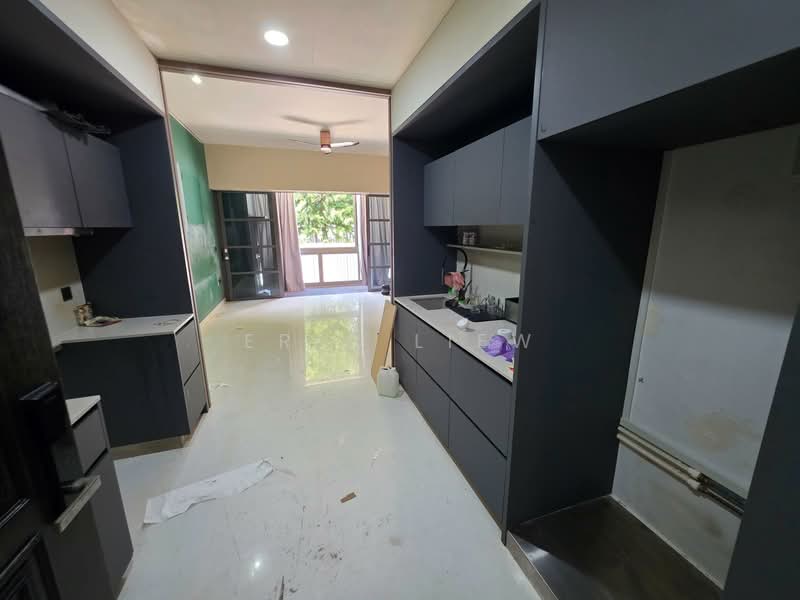 R Maisons (The Maisons), 1 Sommerville Walk, 1 Bedroom, 700 sqft, Apartment For Sale, by Eric Liew, 500111951 - Kitchen - PropertyGuru.com.sg