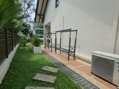 For Sale - ⭐️Elevated Land⭐️1km HPPS⭐️Great Value⭐️Fiona 国凤 8218☎️5108