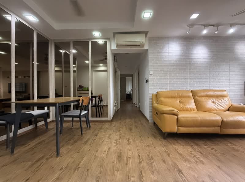 416C Fernvale Link, 416C Fernvale Link, 3 Bedrooms, 1,001 sqft, HDB Flat For Sale, by Yuna Lim, 500111972 - Living Room - PropertyGuru.com.sg