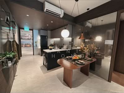 For Sale - 1KM to Tanjong Katong Pri and Kong Hwa! Freehold 2B2B with Study Subsale!