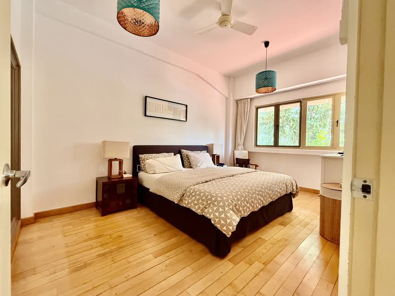 Braddell Heights Estate, 20 Jalan Girang, 6 Bedrooms, 5,500 sqft, Semi-Detached House For Sale, by Audrey Quek, 500112005 - Bedroom - PropertyGuru.com.sg