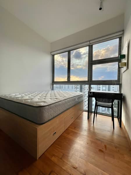 RiverTrees Residences, 21 Fernvale Close, 2 Bedrooms, 689 sqft, Condominium For Sale, by John Lim Hong Kai, 500112010 - Bedroom - PropertyGuru.com.sg