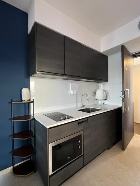 RiverTrees Residences, 21 Fernvale Close, 2 Bedrooms, 689 sqft, Condominium For Sale, by John Lim Hong Kai, 500112010 - Kitchen - PropertyGuru.com.sg