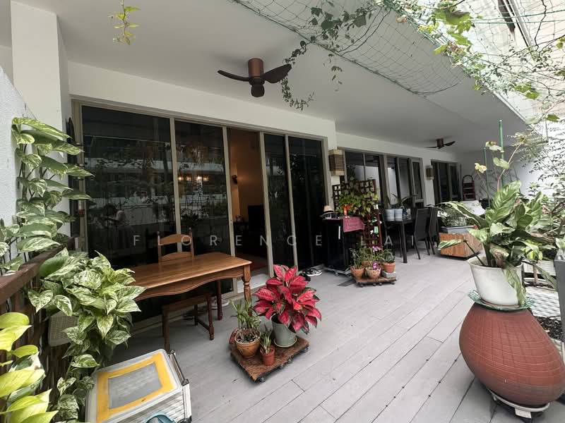 The Peak @ Balmeg, 6 Balmeg Hill, 3 Bedrooms, 1,711 sqft, Condominium For Sale, by Florence Lai, 500112015 - Balcony - PropertyGuru.com.sg