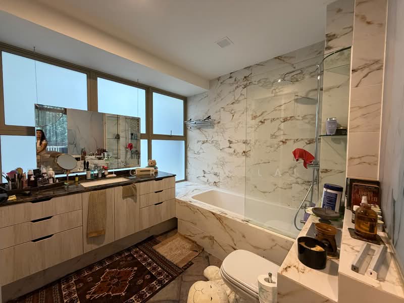The Peak @ Balmeg, 6 Balmeg Hill, 3 Bedrooms, 1,711 sqft, Condominium For Sale, by Florence Lai, 500112015 - Bathroom - PropertyGuru.com.sg