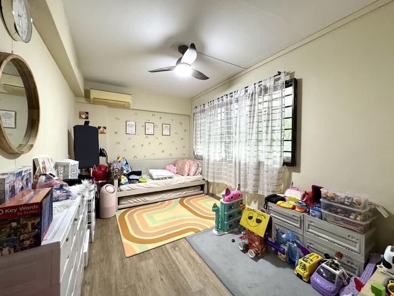 253 Bishan Street 22, 253 Bishan Street 22, 3 Bedrooms, 1,205 sqft, HDB Flat For Sale, by Zabid Zakariah, 500112031 - Bedroom - PropertyGuru.com.sg