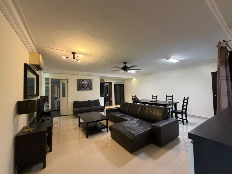 245 Compassvale Road, 245 Compassvale Road, 3 Bedrooms, 1,450 sqft, HDB Flat For Rent, by Angela Chan, 500112046 - Living Room - PropertyGuru.com.sg