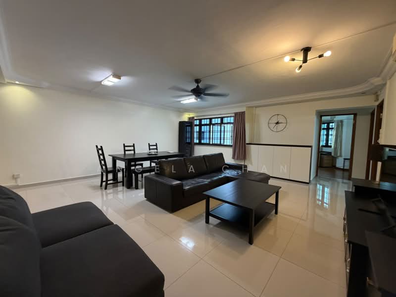 245 Compassvale Road, 245 Compassvale Road, 3 Bedrooms, 1,450 sqft, HDB Flat For Rent, by Angela Chan, 500112046 - Living Room - PropertyGuru.com.sg