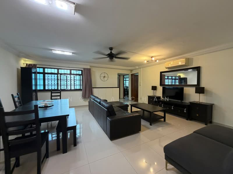 245 Compassvale Road, 245 Compassvale Road, 3 Bedrooms, 1,450 sqft, HDB Flat For Rent, by Angela Chan, 500112046 - Living Room - PropertyGuru.com.sg