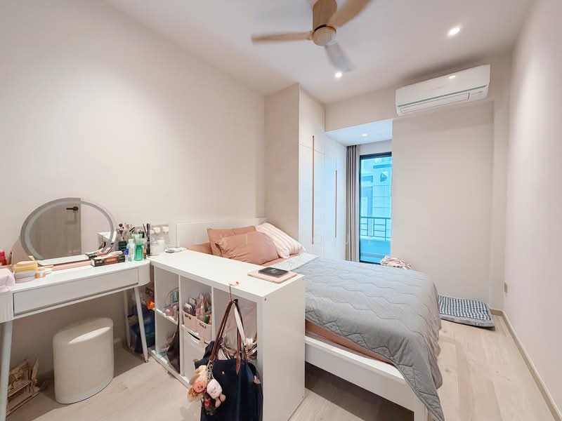 Eastwood Green, Eastwood Green, 5 Bedrooms, 3,780 sqft, Terraced House For Sale, by Alexis Quek, 500112056 - Bedroom - PropertyGuru.com.sg