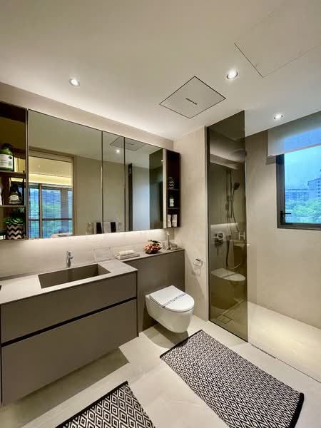 Union Square Residences, 28 Havelock Road,, 3 Bedrooms, 1,066 sqft, Condominium For Sale, by Elaine Goh, 500112060 - Bathroom - PropertyGuru.com.sg