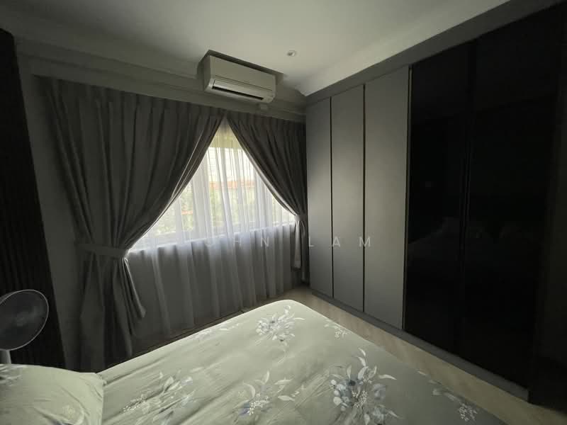 Bayshore Park, 58 Bayshore Road, 2 Bedrooms, 936 sqft, Condominium For Sale, by John Lam, 500112063 - Bedroom - PropertyGuru.com.sg