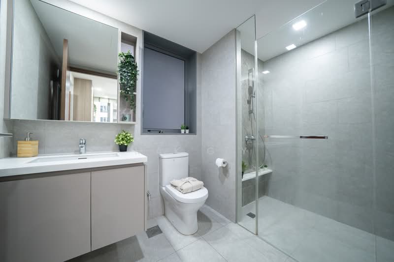 The Visionaire, 180 Canberra Drive, 3 Bedrooms, 980 sqft, Executive Condominium For Rent, by Mak G Y, 500112072 - Bathroom - PropertyGuru.com.sg