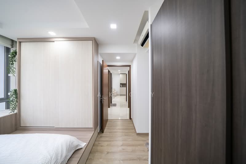 The Visionaire, 180 Canberra Drive, 3 Bedrooms, 980 sqft, Executive Condominium For Rent, by Mak G Y, 500112072 - Corridor - PropertyGuru.com.sg