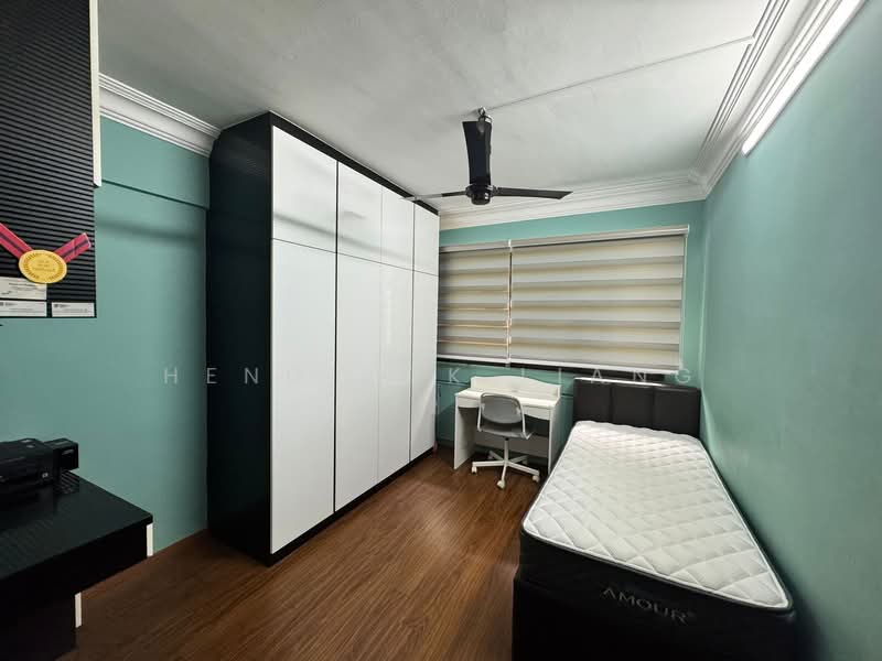 269 Toh Guan Road, 269 Toh Guan Road, 3 Bedrooms, 1,291 sqft, HDB Flat For Sale, by Heng Kok Liang, 500112077 - Bedroom - PropertyGuru.com.sg