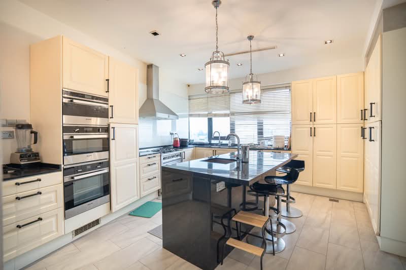 Orchard Bel Air, 245 Orchard Boulevard, 6 Bedrooms, 6,512 sqft, Condominium For Sale, by Richard Jany, 500112082 - Kitchen - PropertyGuru.com.sg