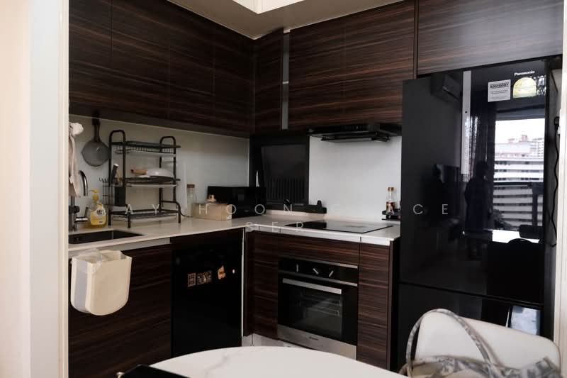 Commonwealth Towers, 230 Commonwealth Avenue, 2 Bedrooms, 797 sqft, Condominium For Rent, by Lay Hoon Grace Ser, 500112090 - Kitchen - PropertyGuru.com.sg