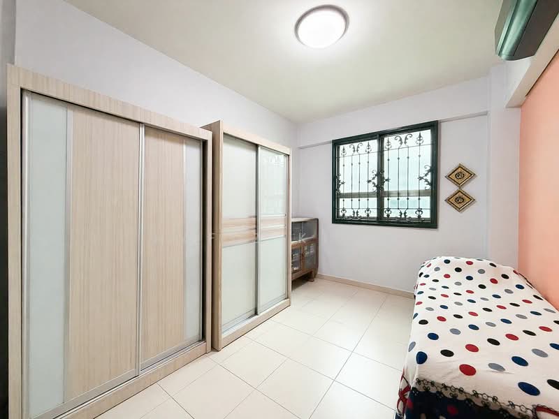 514 Woodlands Drive 14, 514 Woodlands Drive 14, 3 Bedrooms, 1,152 sqft, HDB Flat For Sale, by Hafiz Khan, 500112095 - Bedroom - PropertyGuru.com.sg