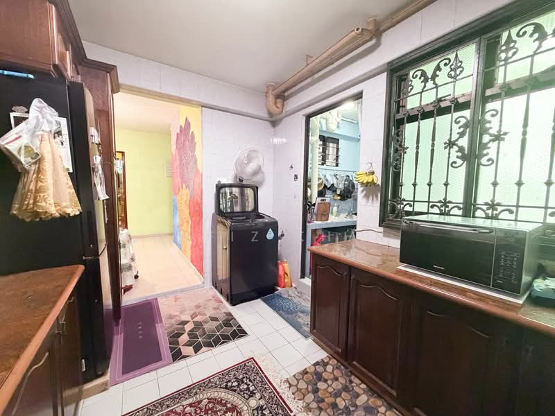 514 Woodlands Drive 14, 514 Woodlands Drive 14, 3 Bedrooms, 1,152 sqft, HDB Flat For Sale, by Hafiz Khan, 500112095 - Kitchen - PropertyGuru.com.sg