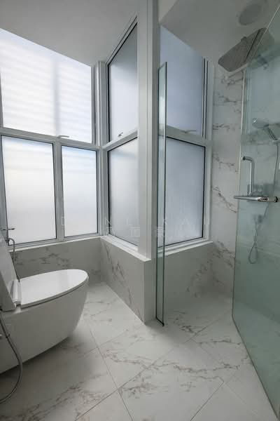 Pavilion Park, 29 Pavilion View, 7 Bedrooms, 3,305 sqft, Terraced House For Sale, by Dane Kau 高国豪, 500112096 - Bathroom - PropertyGuru.com.sg