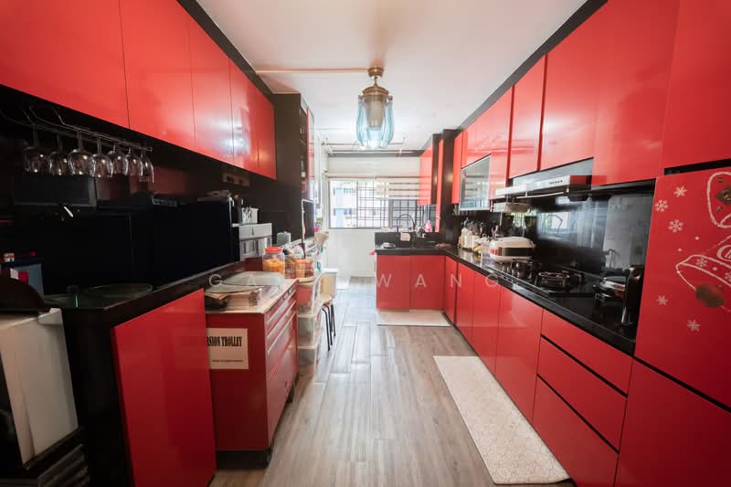 286 Tampines Street 22, 286 Tampines Street 22, 3 Bedrooms, 1,130 sqft, HDB Flat For Sale, by Gary Wang, 500112108 - Kitchen - PropertyGuru.com.sg