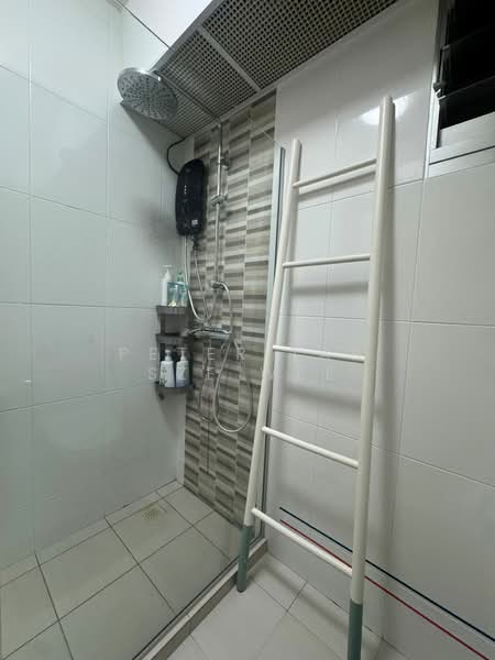 406C Northshore Drive, 406C Northshore Drive, 3 Bedrooms, 1,012 sqft, HDB Flat For Sale, by Peter Tan Sze Wee, 500112112 - Bathroom - PropertyGuru.com.sg