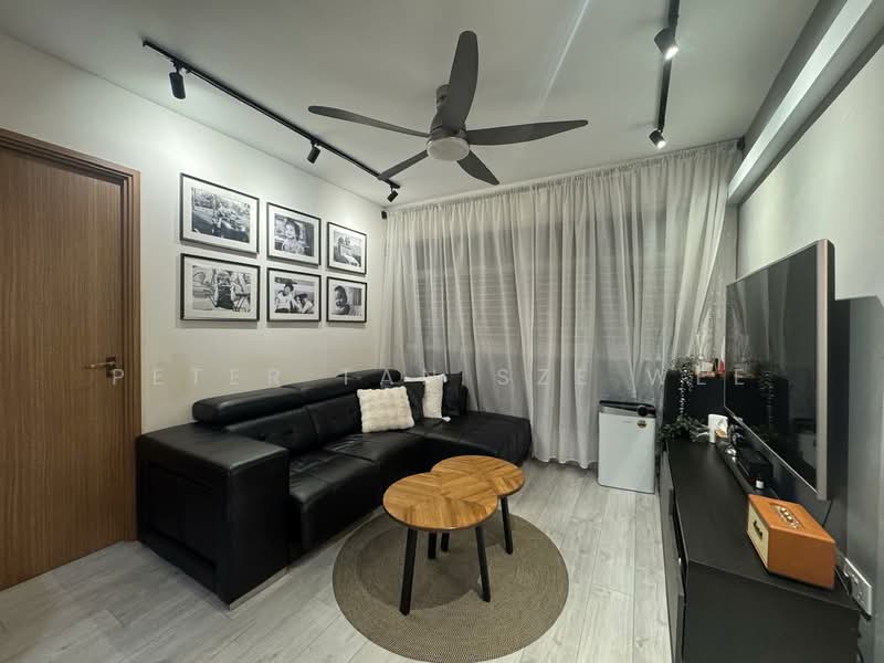 406C Northshore Drive, 406C Northshore Drive, 3 Bedrooms, 1,012 sqft, HDB Flat For Sale, by Peter Tan Sze Wee, 500112112 - Living Room - PropertyGuru.com.sg