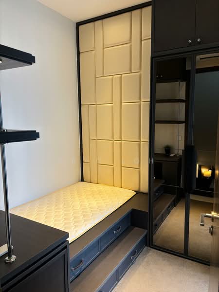Stellar RV, 408 River Valley Road, 2 Bedrooms, 926 sqft, Condominium For Rent, by Eric Loh, 500112114 - Bedroom - PropertyGuru.com.sg
