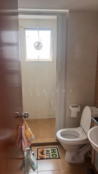 Lilydale, 560 Yishun Ave 6, 3 Bedrooms, 1,195 sqft, Condominium For Sale, by Teck Kee Henry Yeo, 500112118 - 2 nd Bathroom - PropertyGuru.com.sg