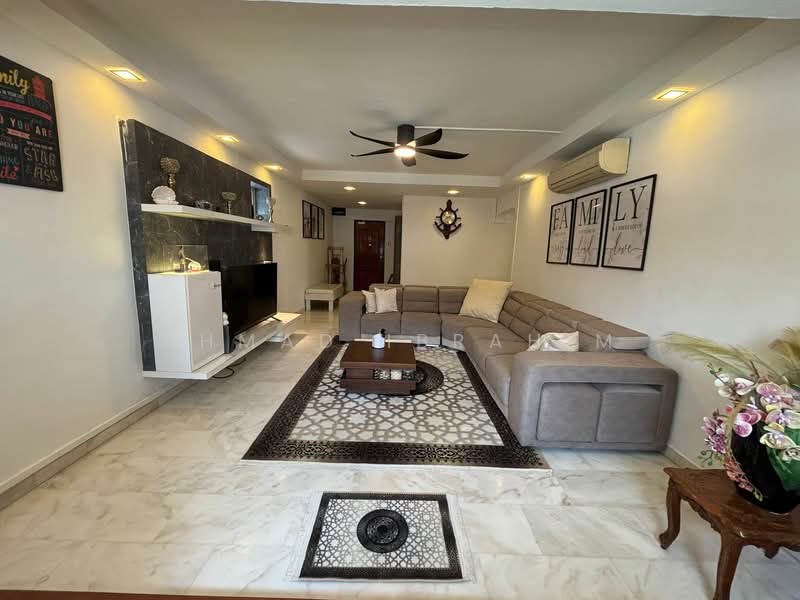792 Yishun Ring Road, 792 Yishun Ring Road, 3 Bedrooms, 1,527 sqft, HDB Flat For Sale, by Ahmad Ibrahim, 500112120 - Living Room - PropertyGuru.com.sg