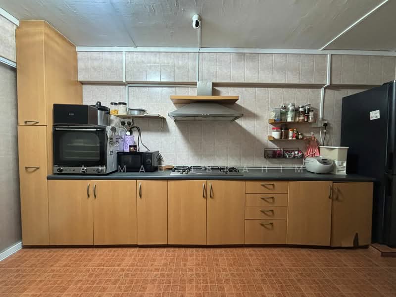 792 Yishun Ring Road, 792 Yishun Ring Road, 3 Bedrooms, 1,527 sqft, HDB Flat For Sale, by Ahmad Ibrahim, 500112120 - Kitchen - PropertyGuru.com.sg