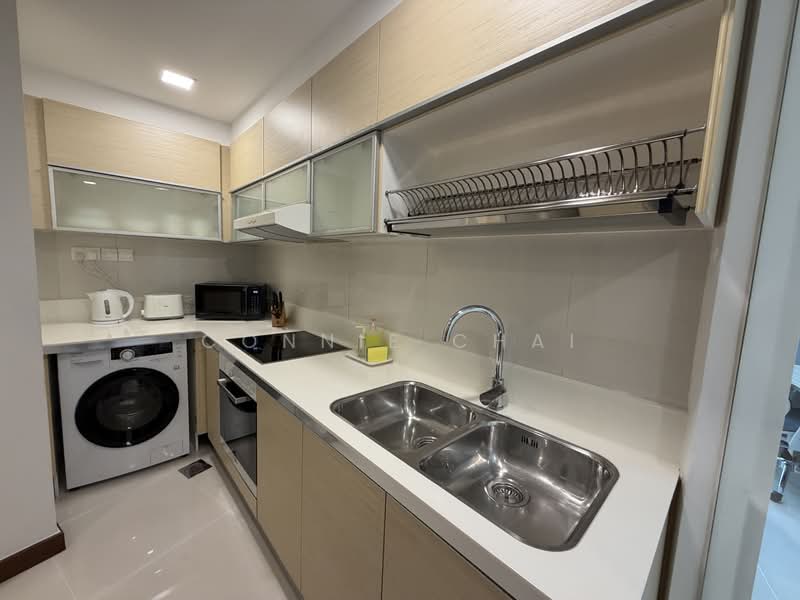 The Sail @ Marina Bay, 6 Marina Boulevard, 3 Bedrooms, 1,313 sqft, Condominium For Sale, by Connie Chai, 500112127 - Kitchen - PropertyGuru.com.sg