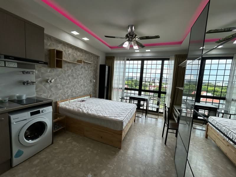 Simei Green Condominium, 1 Simei Street 4, Room Rental, 350 sqft, Condominium For Rent, by Brandon Tam, 500112130 - Bedroom - PropertyGuru.com.sg