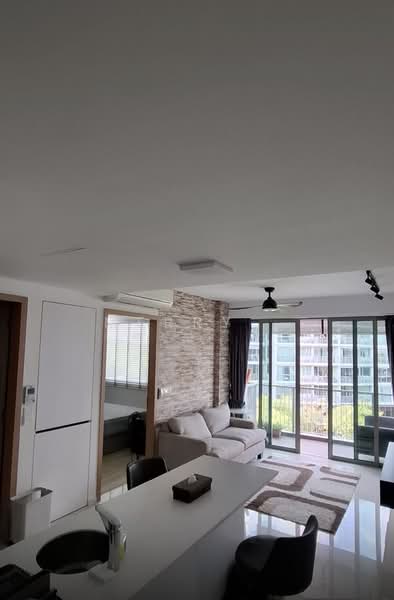 Ripple Bay, 4 Pasir Ris Link, 1 Bedroom, 538 sqft, Condominium For Rent, by Merry ., 500112138 - Living Room - PropertyGuru.com.sg