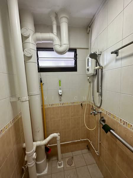 1 Jalan Bukit Merah, 1 Jalan Bukit Merah, 3 Bedrooms, 689 sqft, HDB Flat For Rent, by David Chen, 500112164 - Bathroom - PropertyGuru.com.sg