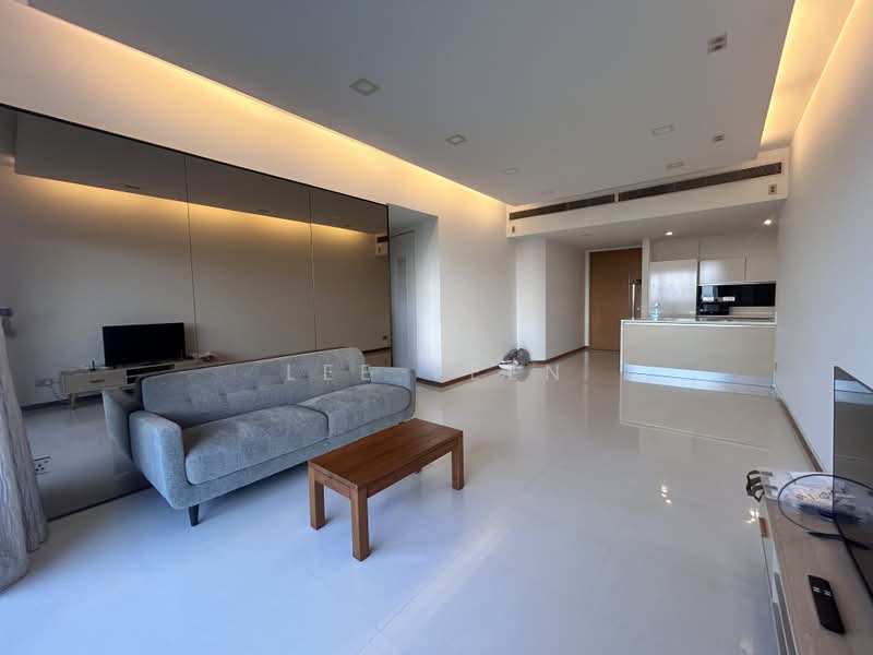 Marina Bay Residences, 18 Marina Boulevard, 2 Bedrooms, 1,066 sqft, Condominium For Rent, by Lee Yeen, 500112166 - Living Room - PropertyGuru.com.sg