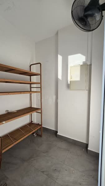 The Summit, 457 Upper East Coast Road, 3 Bedrooms, 1,668 sqft, Condominium For Rent, by Tedric Poh, 500112167 - Helper room - PropertyGuru.com.sg