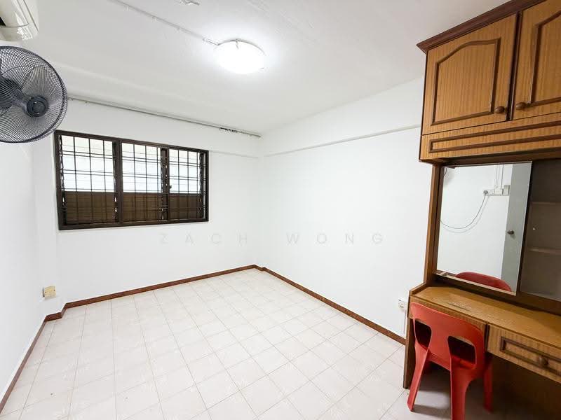 251 Jurong East Street 24, 251 Jurong East Street 24, Boon Lay / Jurong / Tuas, 3 Bedrooms, 969 sqft, HDB Flat For Sale, by Zach Wong, 500112173 - Bedroom - PropertyGuru.com.sg