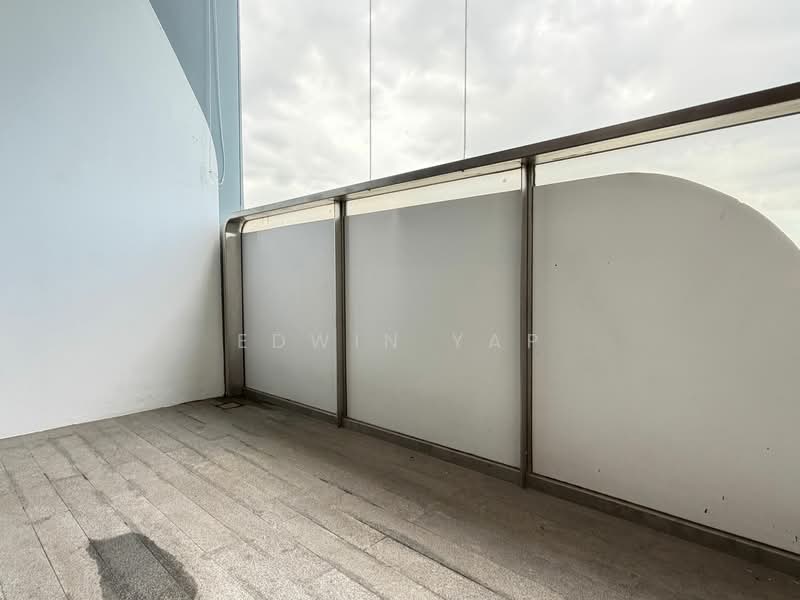The Scotts Tower, 38 Scotts Road, 2 Bedrooms, 904 sqft, Condominium For Rent, by Edwin Yap, 500112176 - Balcony - PropertyGuru.com.sg