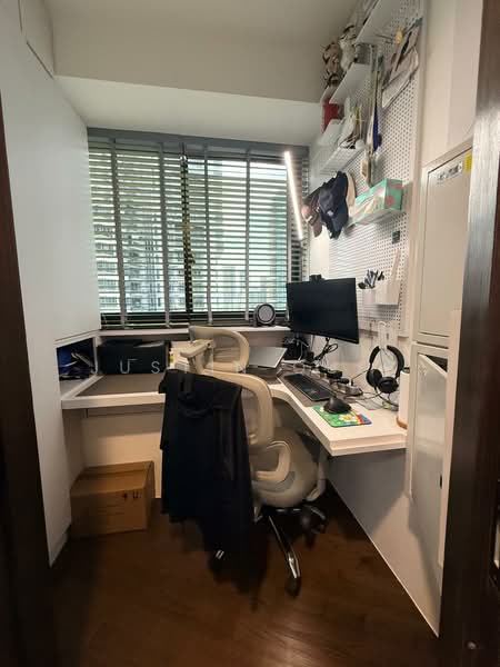 The Iveria, 2 Kim Yam Road, 3 Bedrooms, 904 sqft, Condominium For Sale, by Justin Quek, 500112202 - Study - PropertyGuru.com.sg