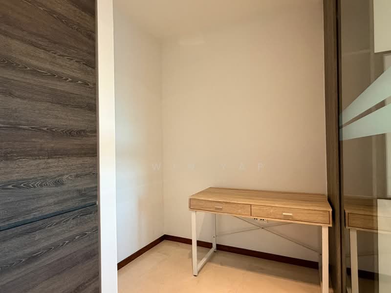 The Scotts Tower, 38 Scotts Road, 1 Bedroom, 624 sqft, Condominium For Rent, by Edwin Yap, 500112216 - Study - PropertyGuru.com.sg