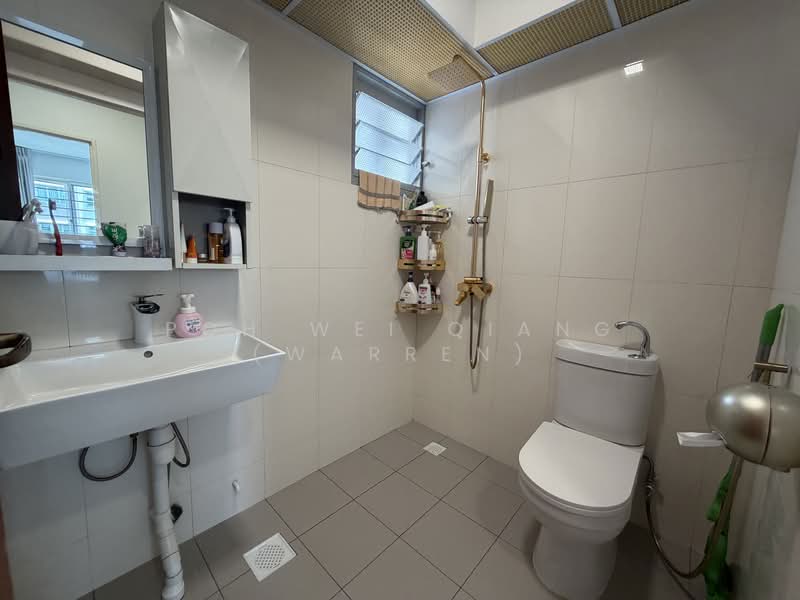 232A Sumang Lane, 232A Sumang Lane, 3 Bedrooms, 1,216 sqft, HDB Flat For Sale, by Poh Wei Qiang (Warren), 500112276 - Bathroom - PropertyGuru.com.sg