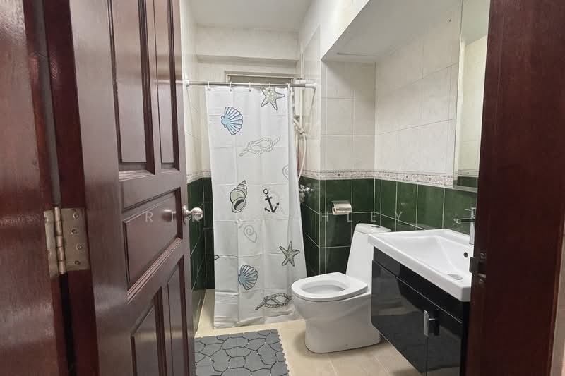 Melville Park, 24 Simei Street 1, 3 Bedrooms, 1,313 sqft, Apartment For Sale, by Riko Ashley, 500112302 - Bathroom - PropertyGuru.com.sg