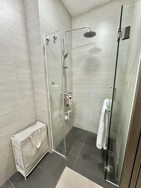 Sycamore Tree, 2 Fowlie Road, 1 Bedroom, 344 sqft, Apartment For Rent, by Yu Tianxin, 500112311 - Bathroom - PropertyGuru.com.sg