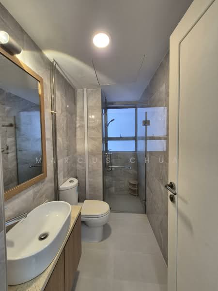 The Bayshore, 28 Bayshore Road, 2 Bedrooms, 1,001 sqft, Condominium For Sale, by Marcus Chua, 500112325 - Bathroom - PropertyGuru.com.sg