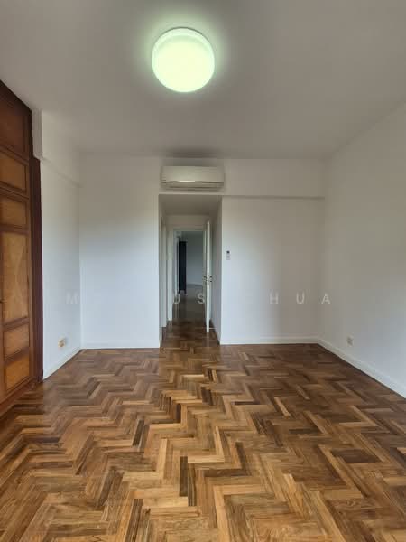 The Bayshore, 28 Bayshore Road, 2 Bedrooms, 1,001 sqft, Condominium For Sale, by Marcus Chua, 500112325 - Master Bedroom - PropertyGuru.com.sg