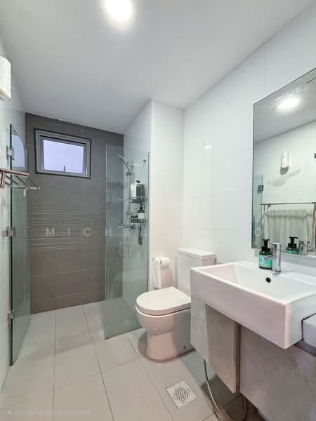 Lake Life, 12 Tao Ching Road, 4 Bedrooms, 1,507 sqft, Executive Condominium For Sale, by Michelle Koo, 500112331 - Bathroom - PropertyGuru.com.sg