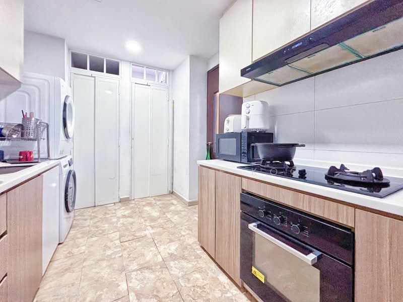 Lake Life, 12 Tao Ching Road, 4 Bedrooms, 1,507 sqft, Executive Condominium For Sale, by Michelle Koo, 500112331 - Kitchen - PropertyGuru.com.sg