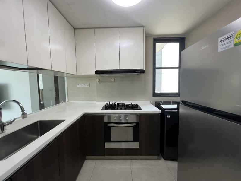 Symphony Suites, 1 Yishun Close, 3 Bedrooms, 786 sqft, Condominium For Rent, by Taufiq Corvin, 500112332 - Kitchen - PropertyGuru.com.sg